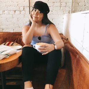 Meet your Posher, Karina